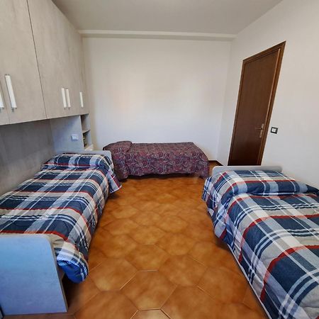 Appartamento Giotto - Free Parking Livorno Bagian luar foto
